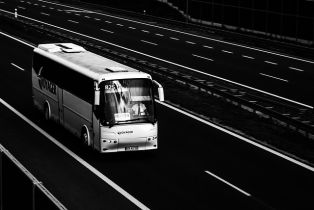 Dodatkowa praca kierowcy autobusu – o czym trzeba pamiętać
