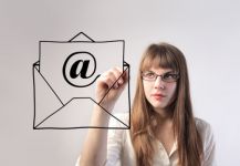 Kontrola e-maili – tylko po poinformowaniu pracownika