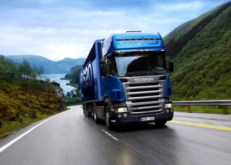 Scania dostarczy potężny zelektryfikowany zestaw ciężarowy dla Jula Logistics