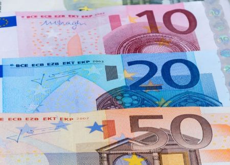 Jak udokumentować wydatki do obniżenia składki o 60 euro i podatku o 20 euro dziennie?